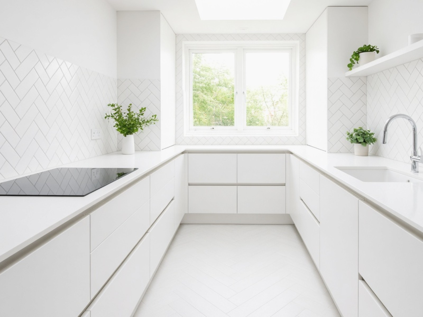 White marble-effect kitchen worktop